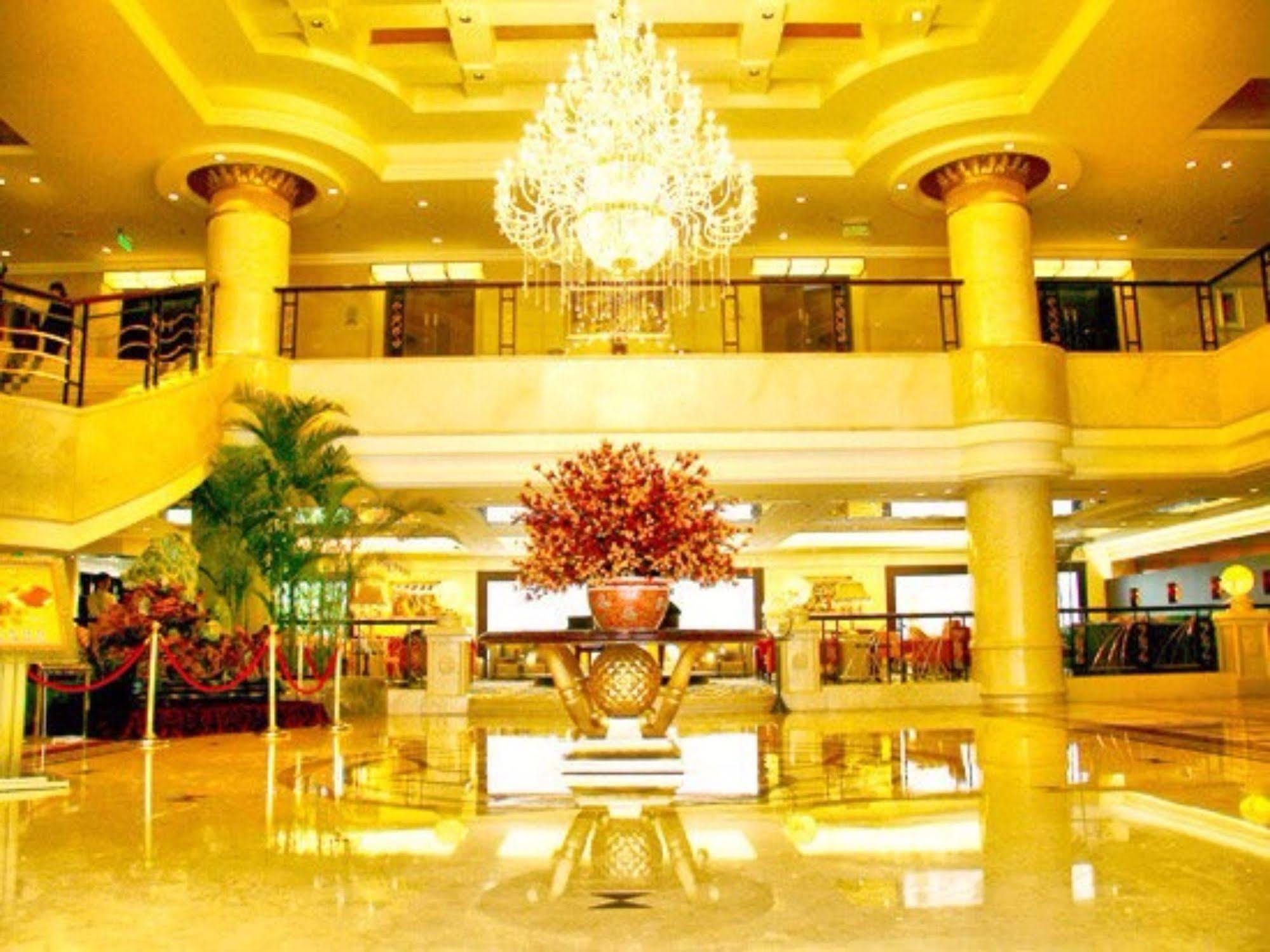 Qingdao Garden Hotel Extérieur photo